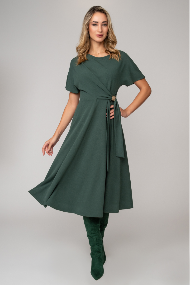 Γυναικείο midi φόρεμα με κοντά μανίκια